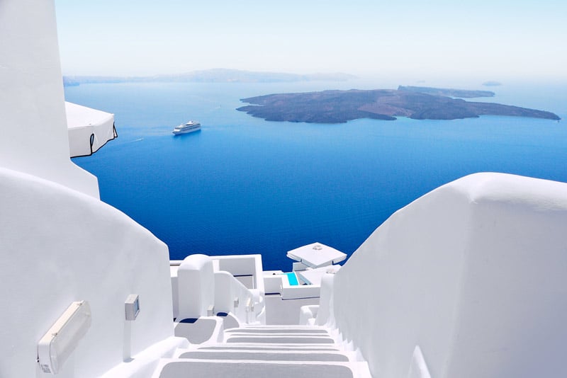 FROM FOLEGANDROS TO SANTORINI, THE AEGEAN PEARL