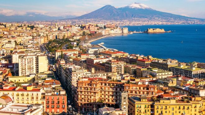 FREE DAY IN NAPLES