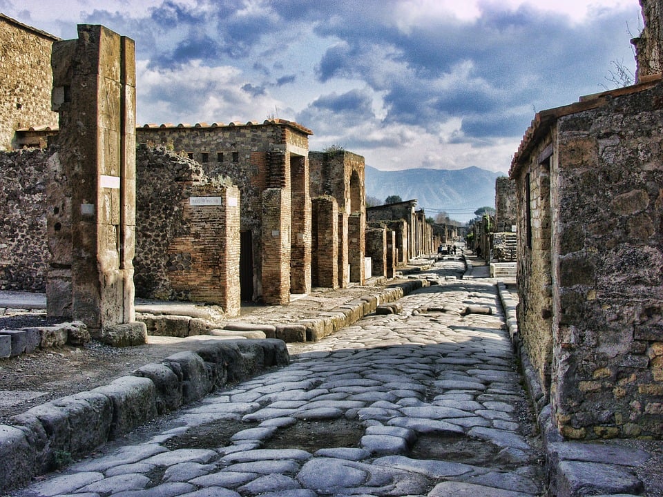 NÁPOLES - POMPEYA - TROPEA