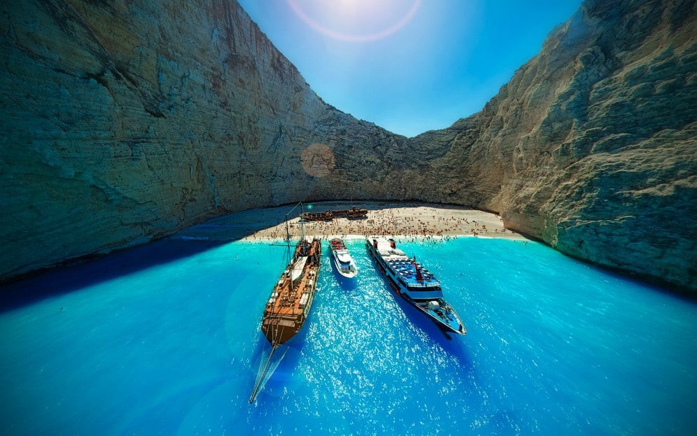 FULL-DAY CRUISE AROUND ZAKYNTHOS