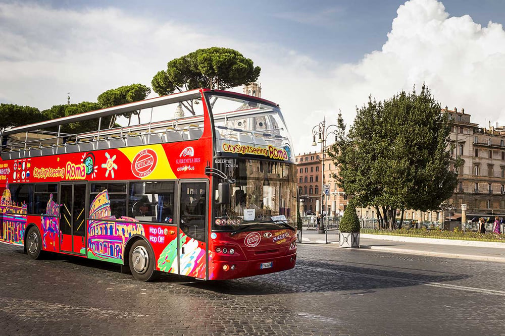 AUTOBÚS TURÍSTICO EN ROMA