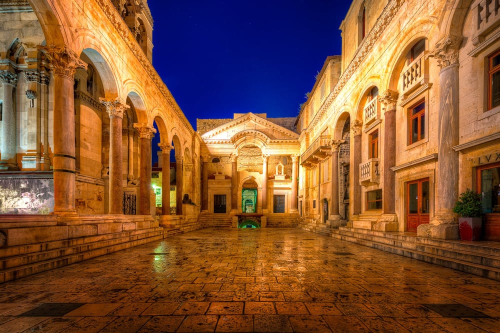 DE KORCULA A SPLIT
