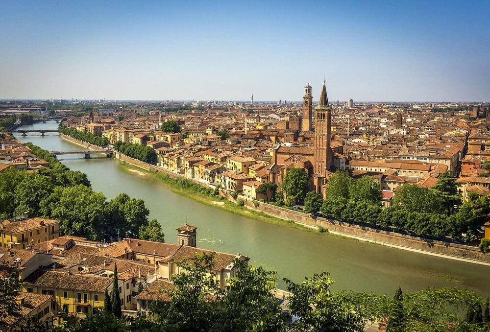 FROM VERONA BACK TO MILAN 