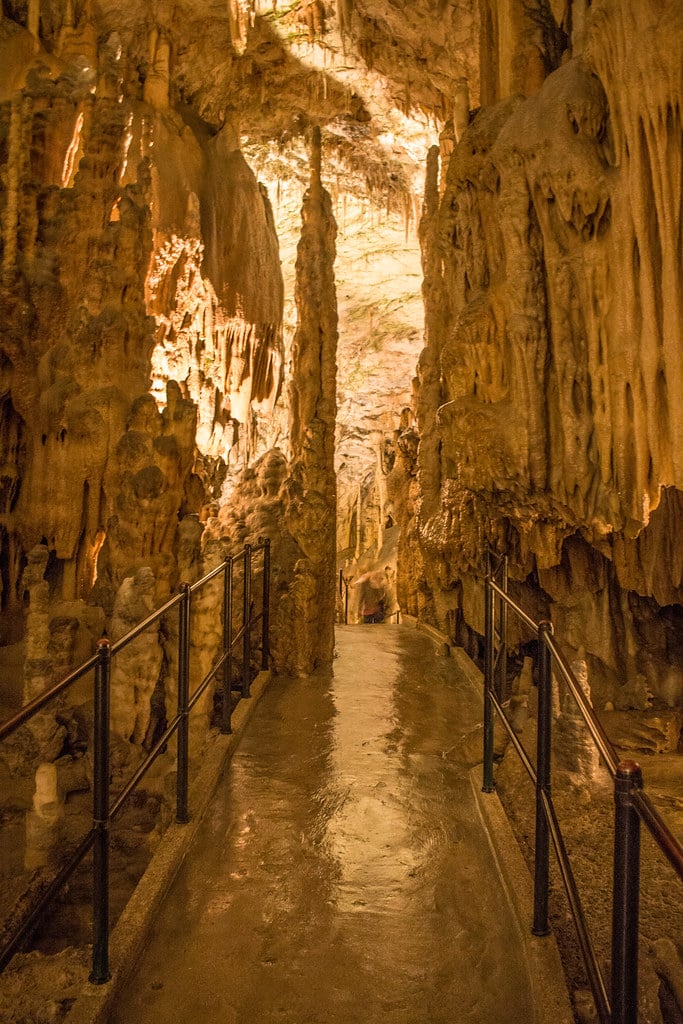 DE LIUBLIANA A ZAGREB PASANDO POR LAS CUEVAS DE POSTOJNA