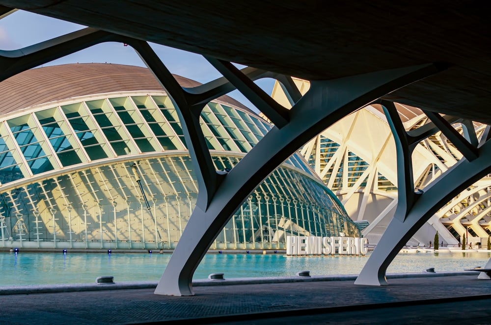 DISCOVERING VALENCIA