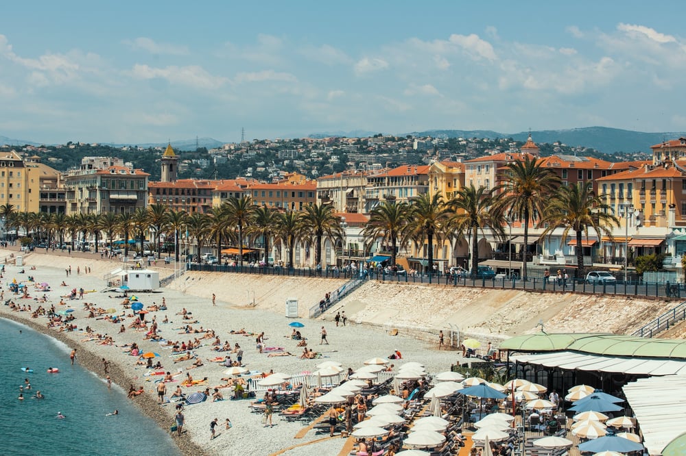 FROM MILAN TO NICE BY TRAIN