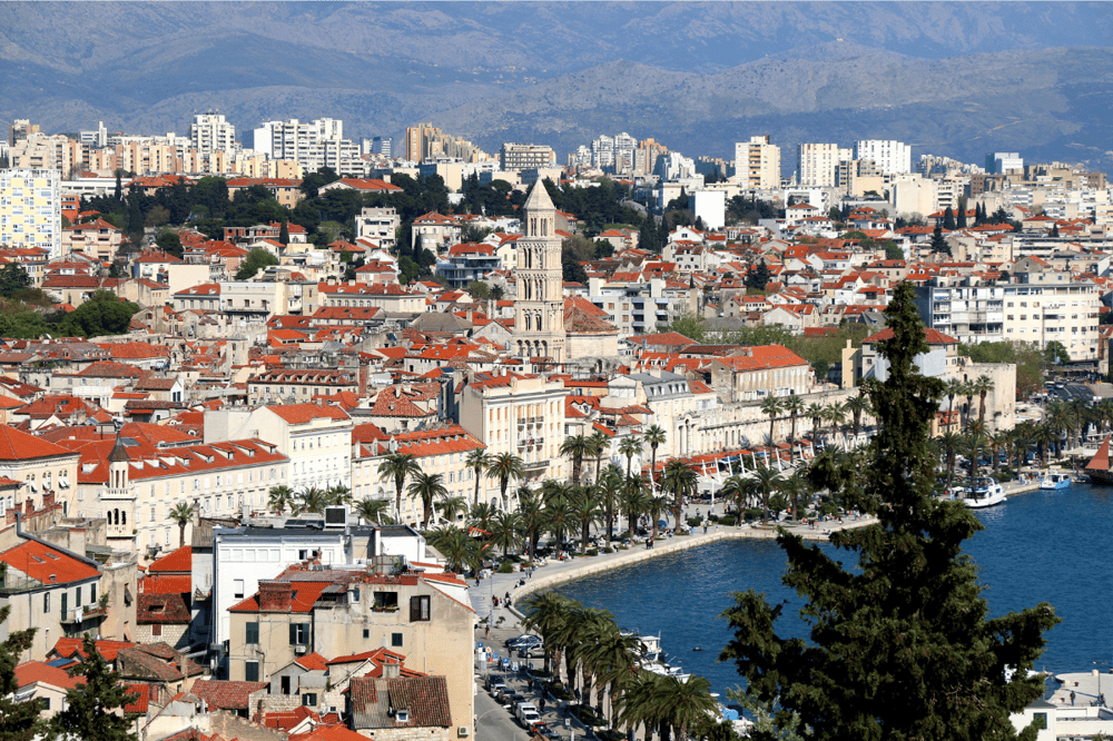 DESEMBARQUE EN SPLIT