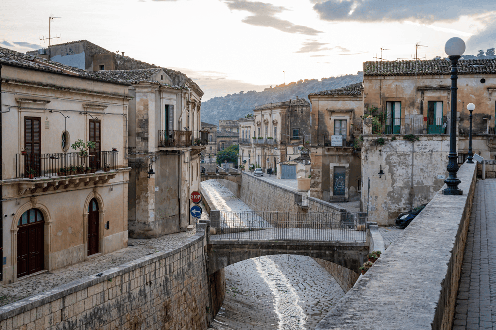 RAGUSA, MODICA Y SCICLI