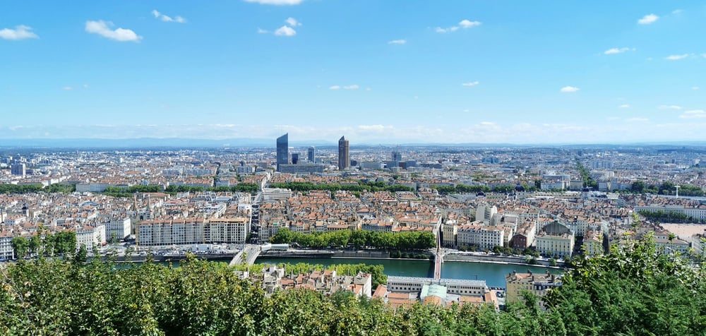 DE PARÍS A LYON