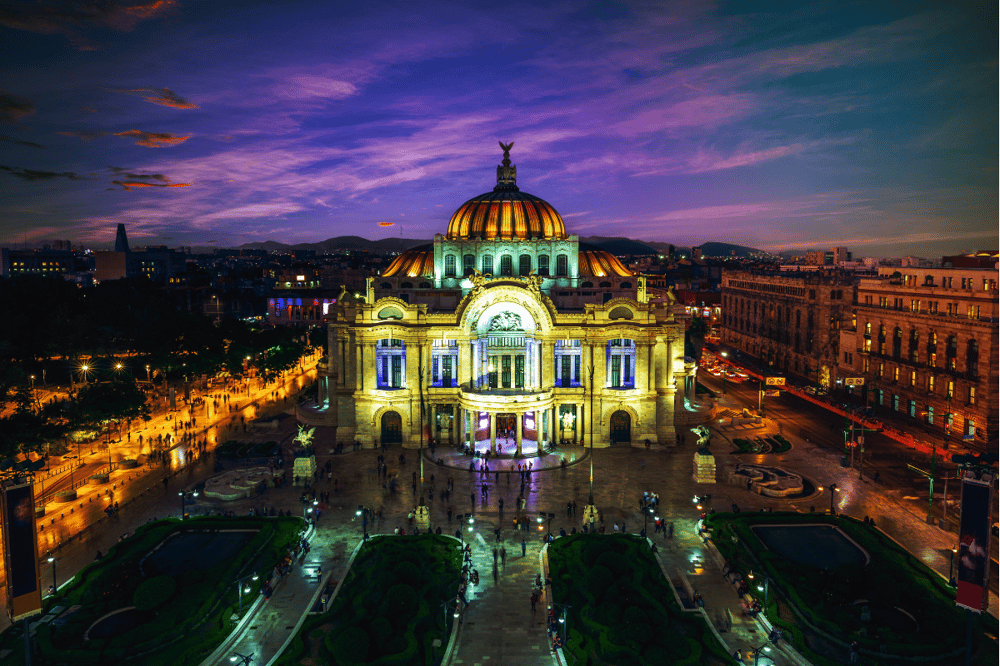 REGRESO A CIUDAD DE MÉXICO
