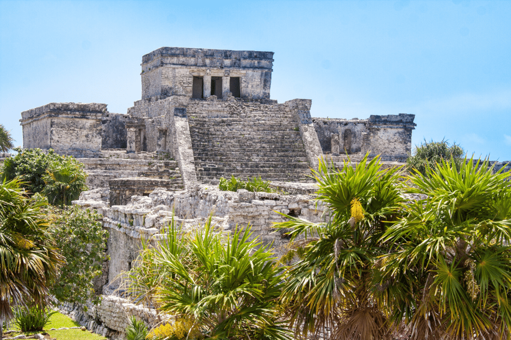 PATRIMONIO MAYA Y AVENTURA EN XEL-HA