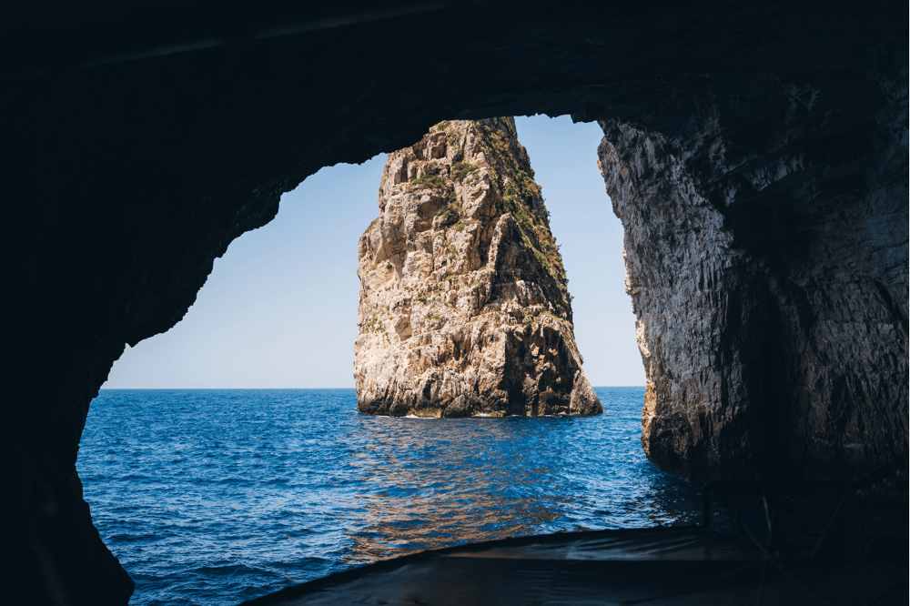 CRUISING TO SIVOTA