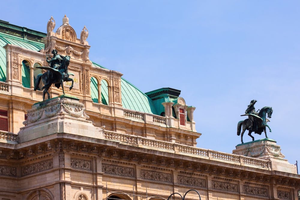 PRAGUE TO VIENNA: THE CITY OF WALTZ