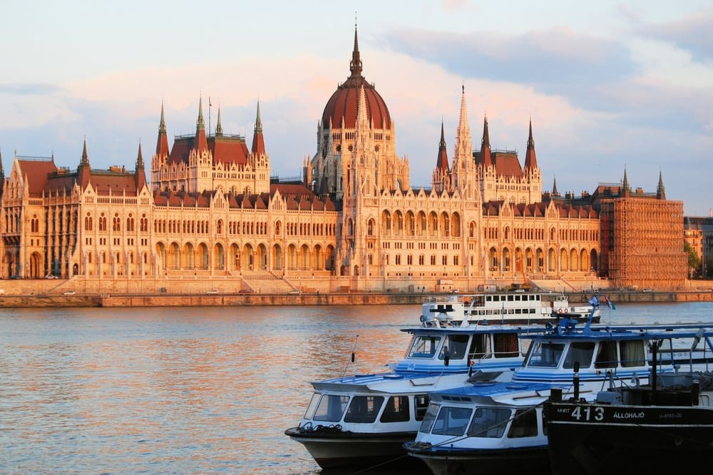 DISCOVERING BUDAPEST: THE PARIS OF THE EAST
