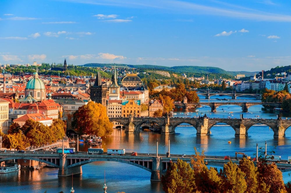 FROM VIENNA TO PRAGUE BY TRAIN