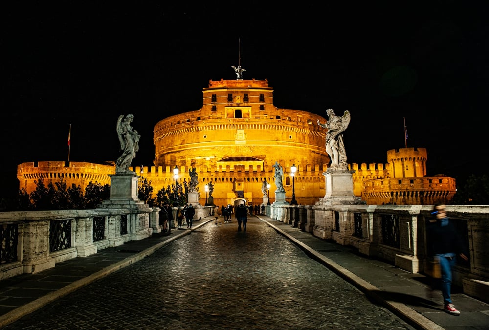 Discovering Rome at night