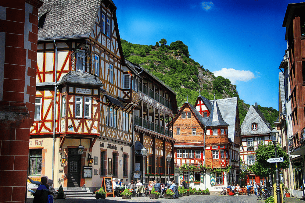 DE LUXEMBURGO A ALEMANIA: COCHEM - CRUCERO POR EL RIN - FRANKFURT