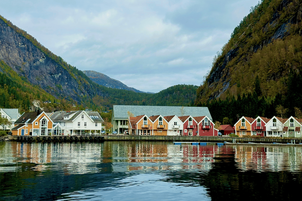 BERGEN - FIORDO DE SOGN - OSLO