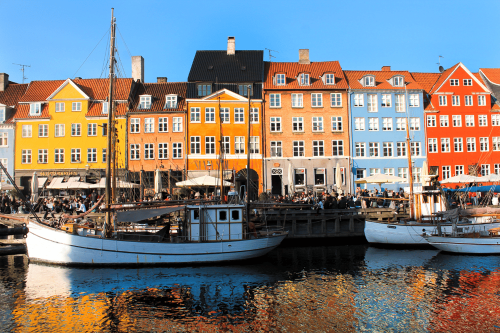 HELLO DENMARK: PANORAMIC TOUR OF COPENHAGEN