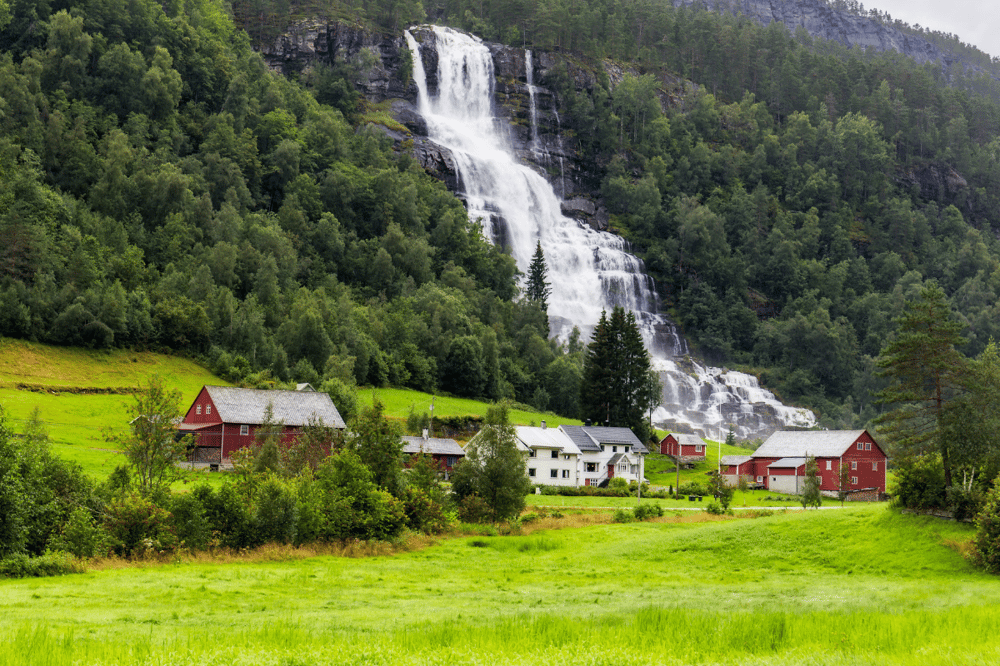 BERGEN TO OSLO: SOGNFJORD