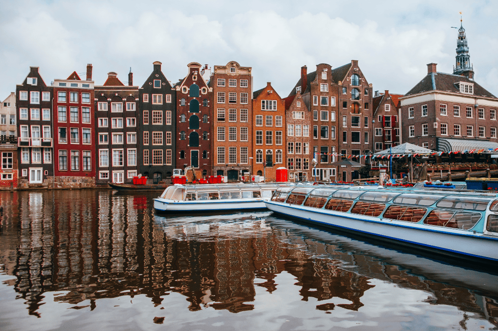 MÁS ALLÁ DE LA ÁMSTERDAM CLÁSICA