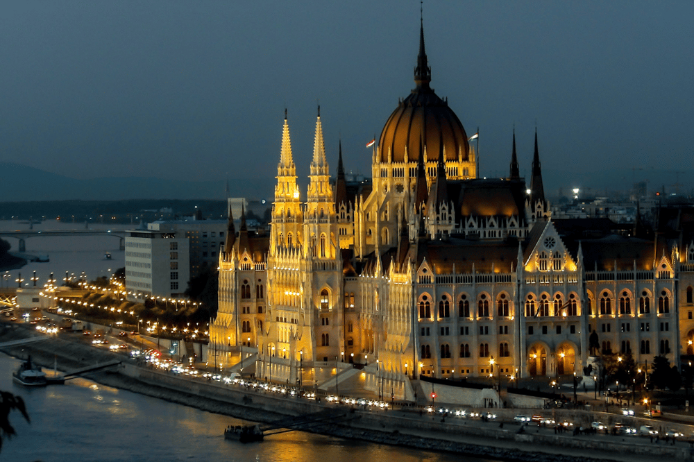 LA PERLA DEL DANUBIO: BUDAPEST