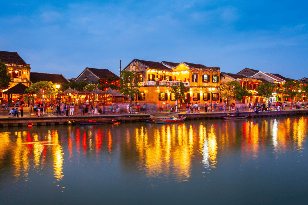 DE HALONG A LA ENCANTADORA HOI AN