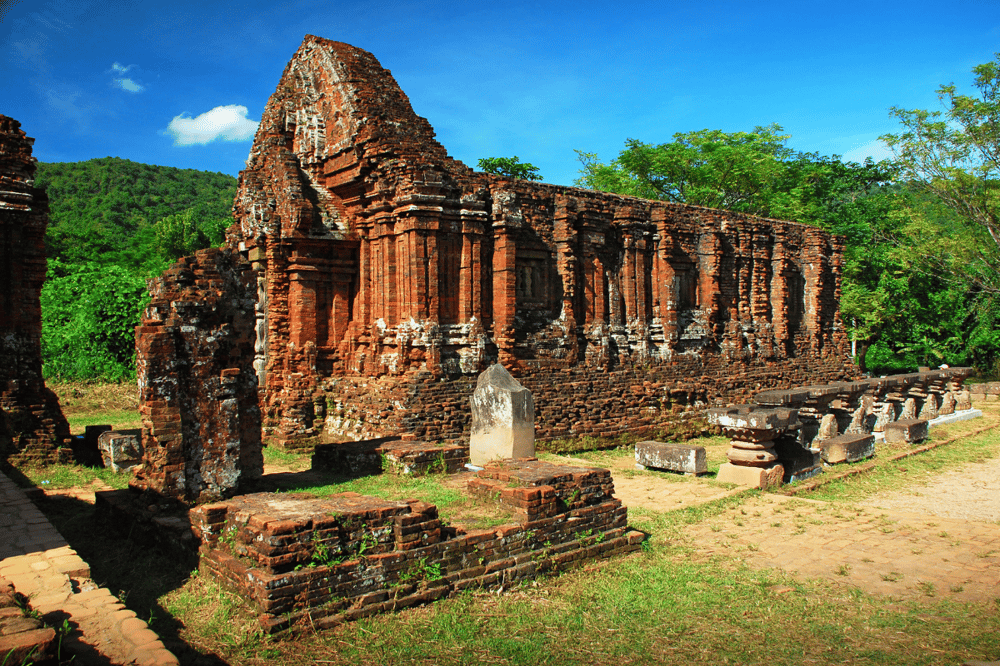 TRA QUE VILLAGE - MY SON SANCTUARY