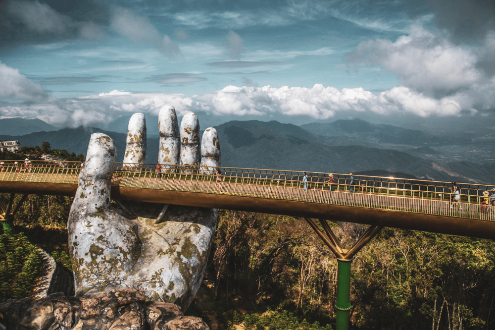 BA NA HILLS AND BACK TO HOI AN