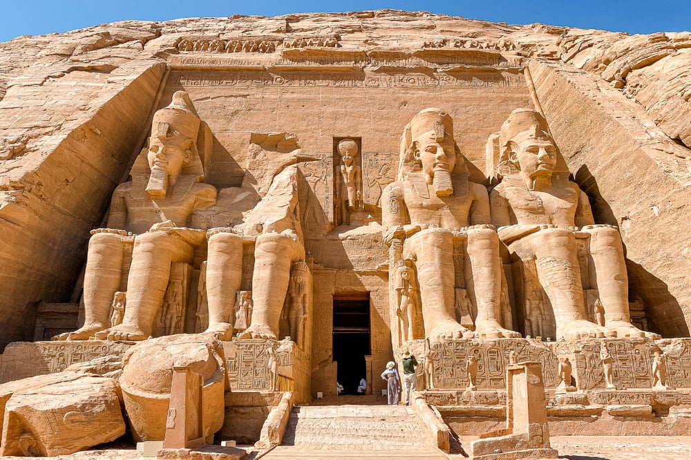 ASUAN Y LOS TEMPLOS DE ABU SIMBEL