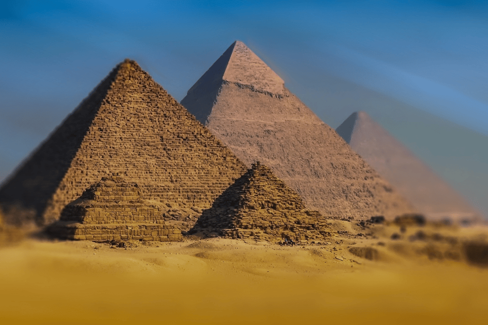 CAIRO, EL LATIDO ETERNO DE LAS PIRÁMIDES
