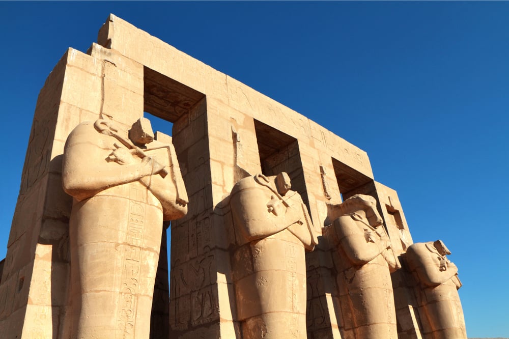 NECROPOLIS DE TEBAS