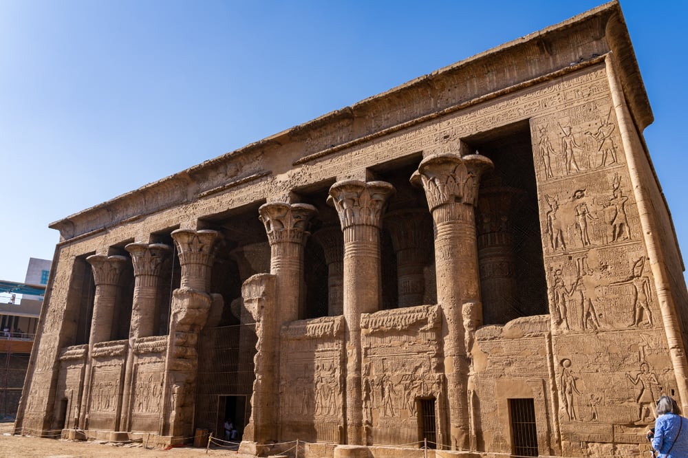 UN DÍA ENTRE DENDERA Y ABIDOS