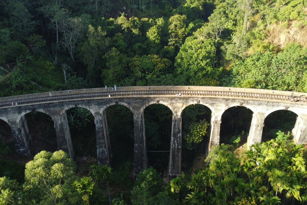 NUWARA ELIYA - ELLA - BERUWALA