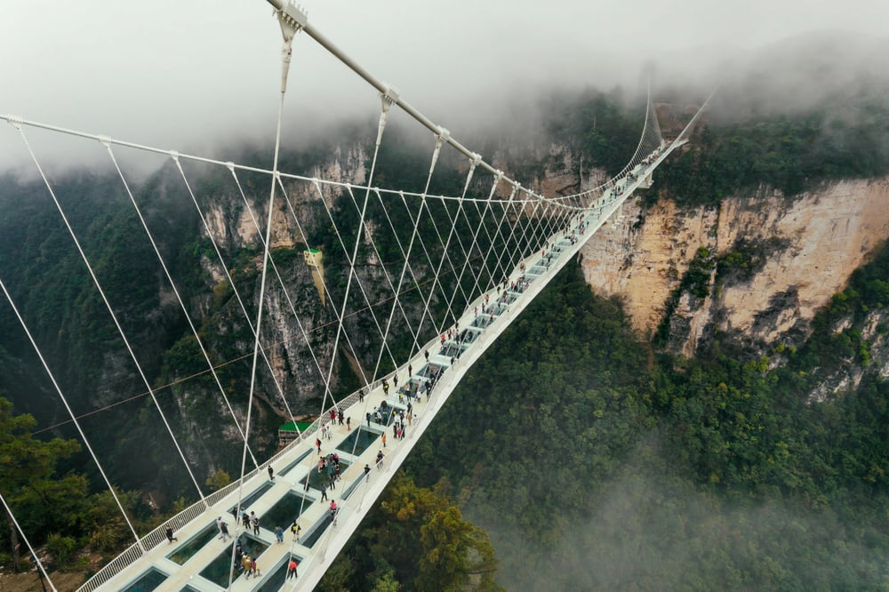 MONTAÑA DE TIANMEN Y VUELO A SHANGHAI