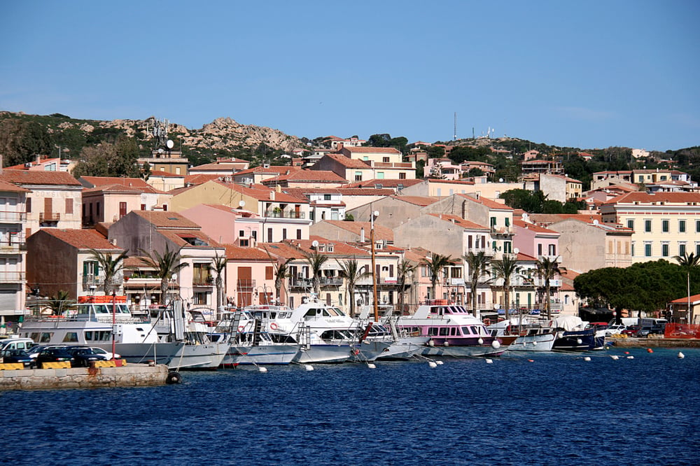 AJACCIO - BONIFACIO - PALAU - LA MADDALENA - SASSARI