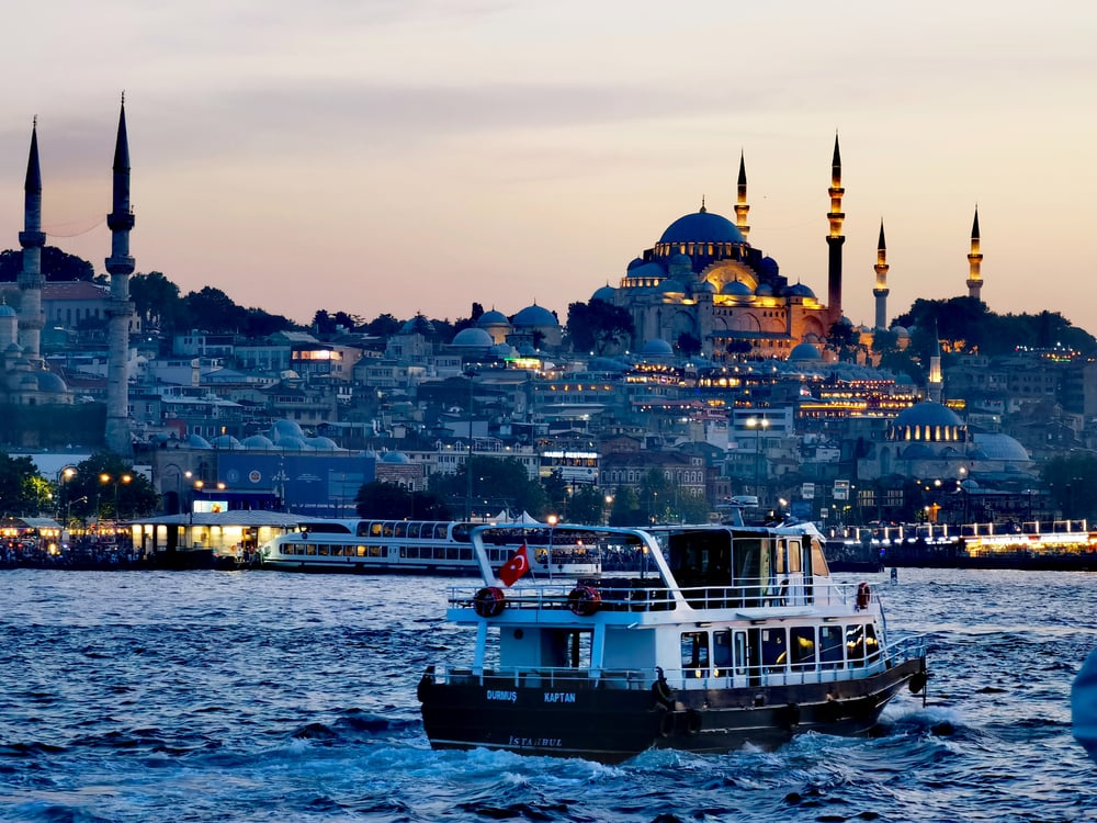ISTANBUL – GOLDEN HORN & BOSPHORUS EXPERIENCE