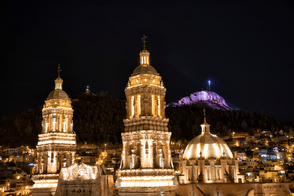 DE GUANAJUATO A LA CIUDAD MINERA DE ZACATECAS
