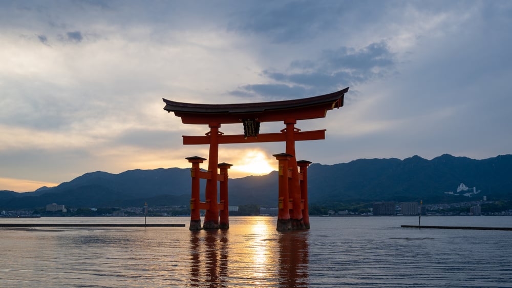 OKAYAMA – KURASHIKI – ITSUKUSHIMA – HIROSHIMA