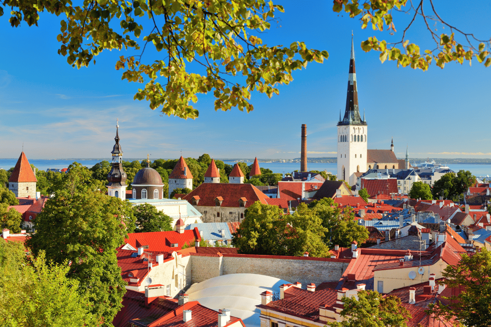 HELSINKI - FERRY A TALLIN: BIENVENIDO A ESTONIA