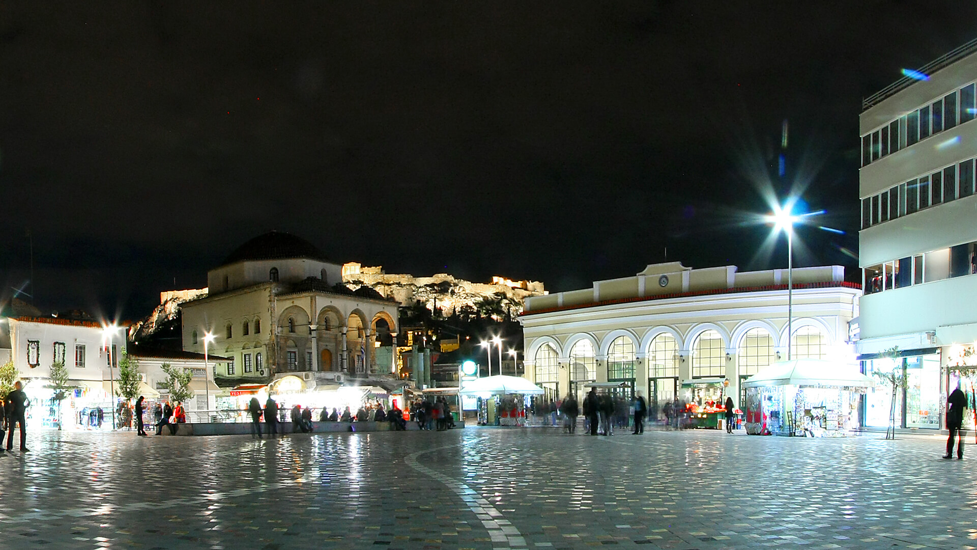 ATENAS... ¡DE NOCHE!