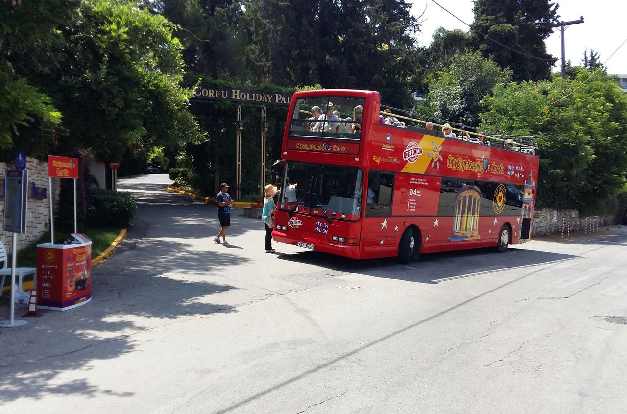 TOURIST BUS - HOP ON HOP OFF 24 HS CORFU