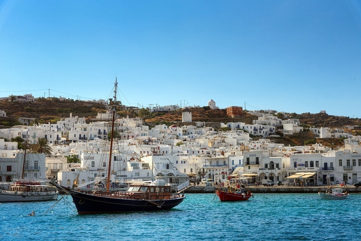 QUINTESSENTIAL MYKONOS