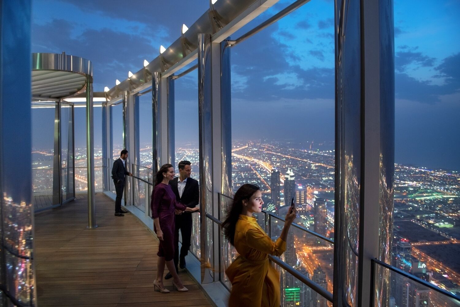 ENTRANCE TO THE BURJ KHALIFA