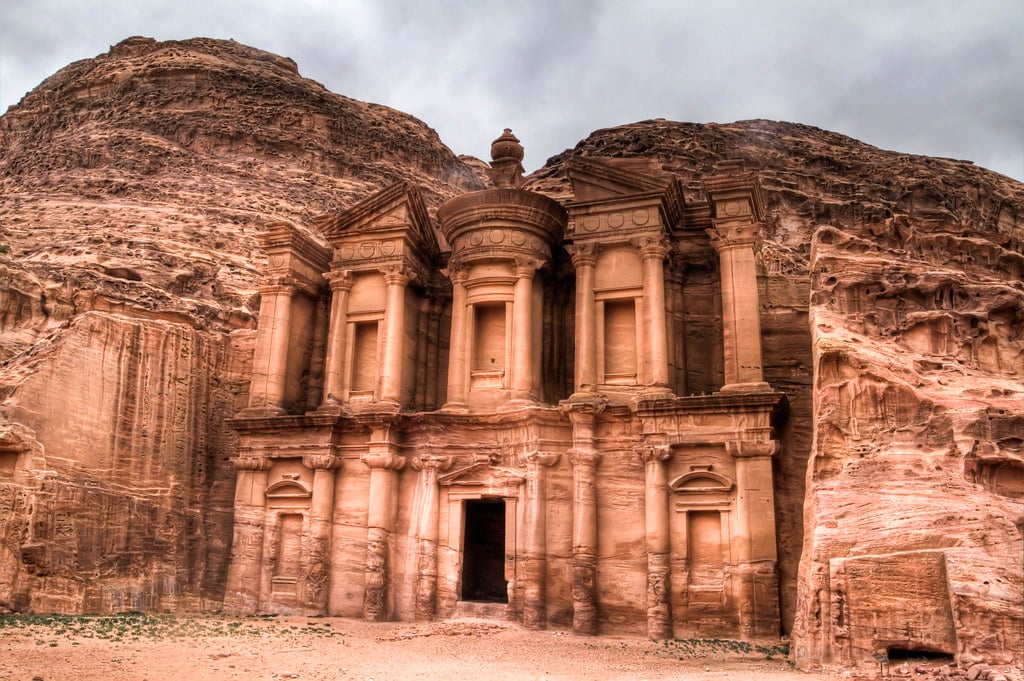 FILADELFIA, PETRA & AL MASHREK