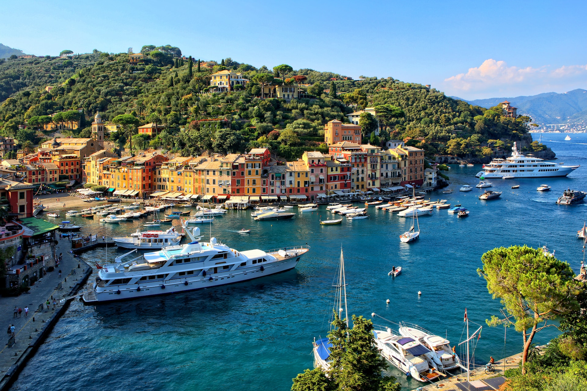 GENOA AND CRUISE TO PORTOFINO FROM MILAN
