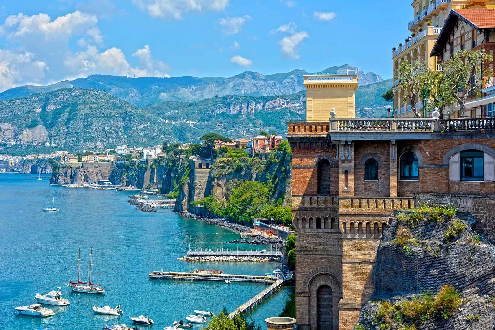 NEAPOLITAN WITH SORRENTO