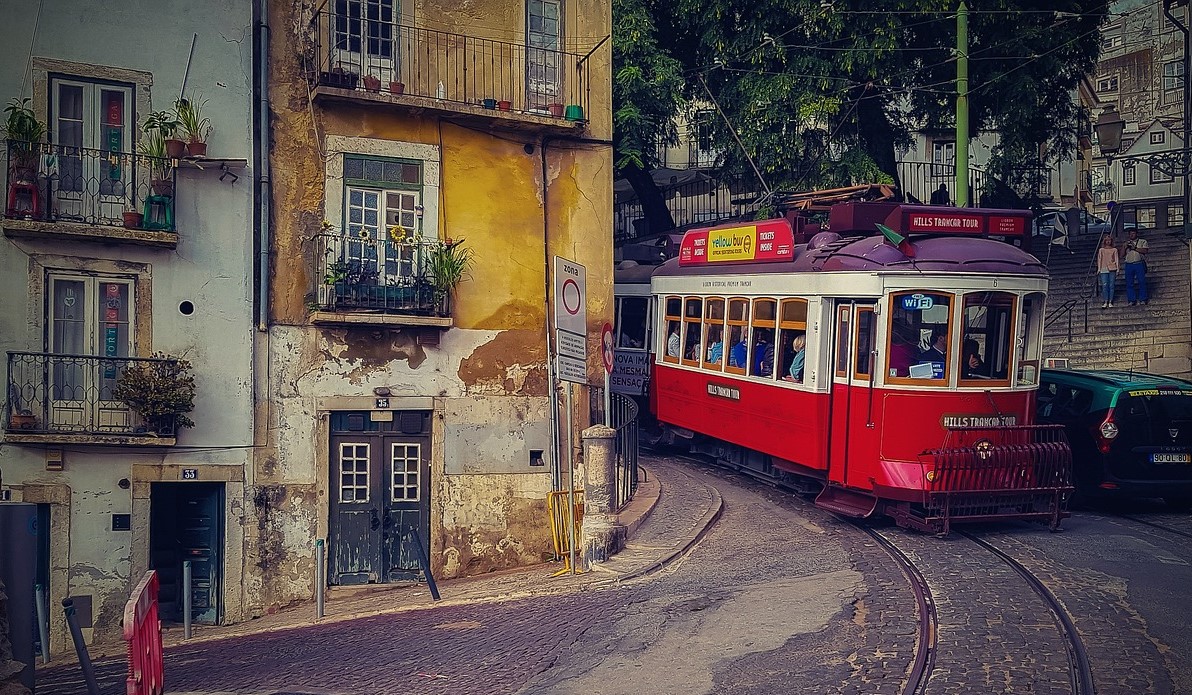 LISBOA EN TRANVIA ELÉCTRICO