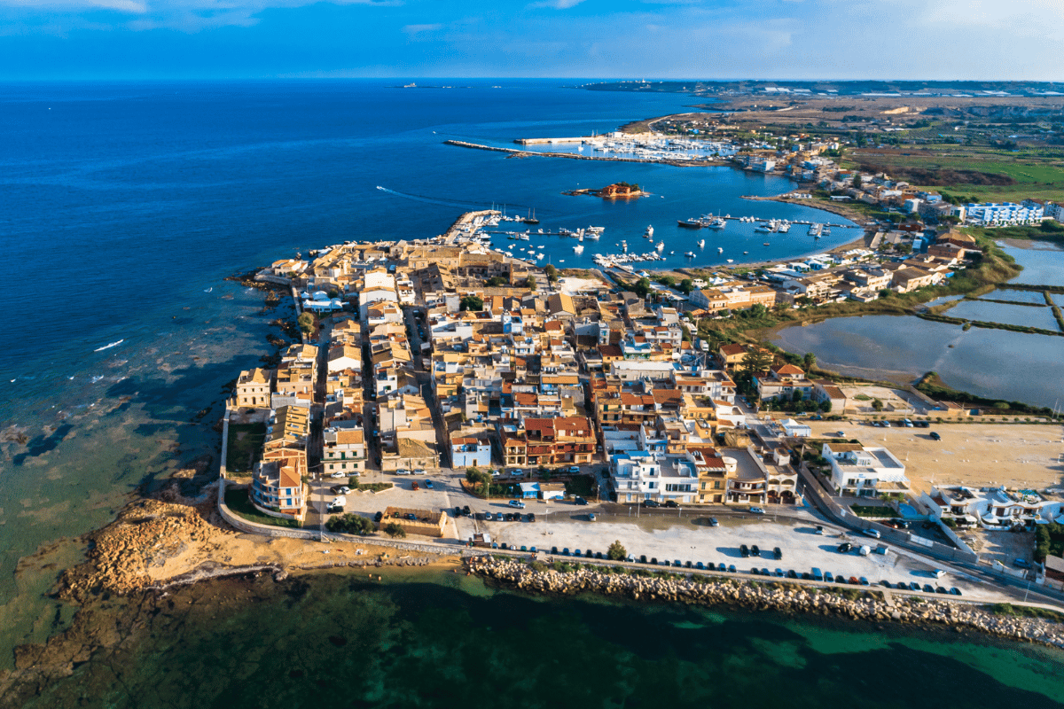 BARÉS