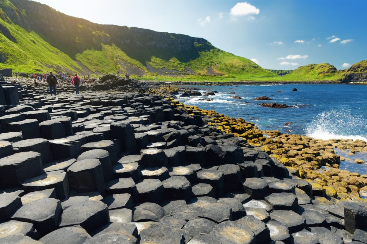 GIANT’S CAUSEWAY AND BELFAST FROM DUBLIN